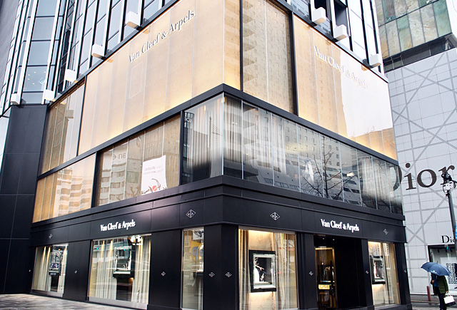 ヴァンクリーフ＆アーペル心斎橋店