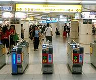 梅田駅(南改札)